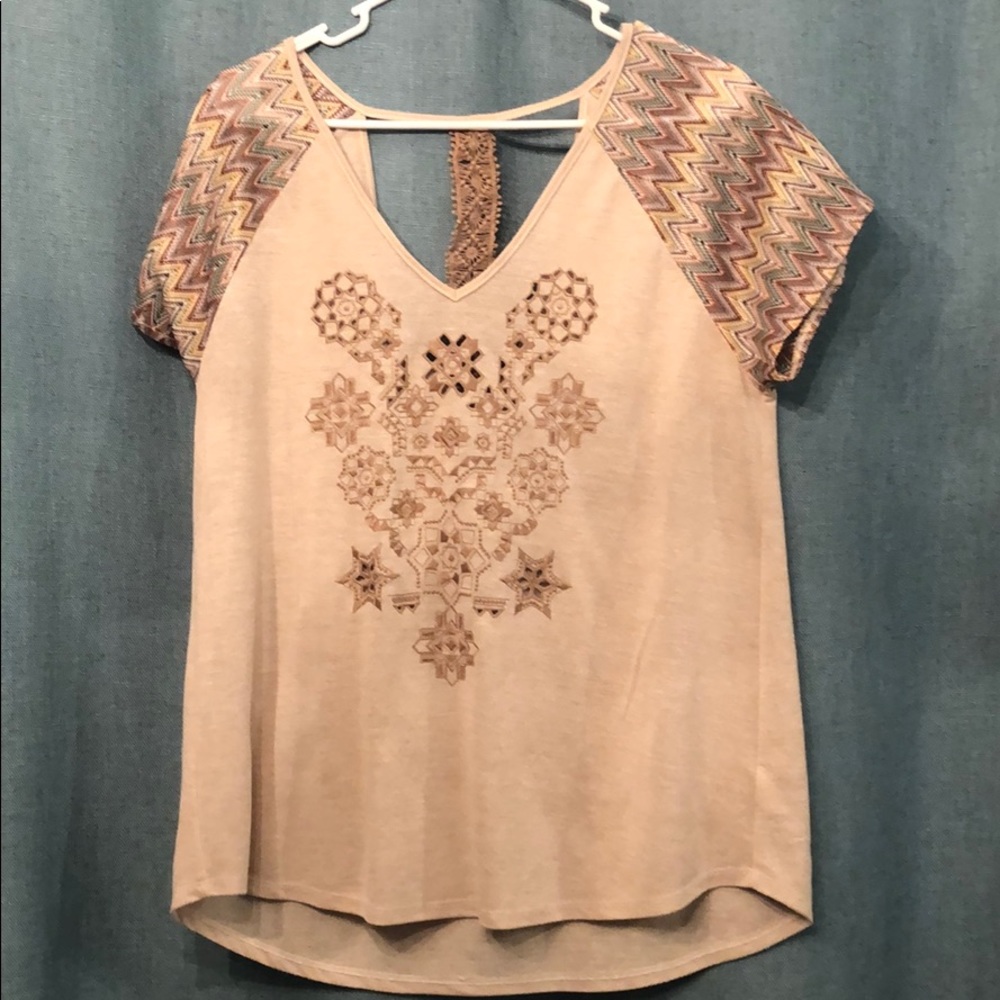 Light brown tee